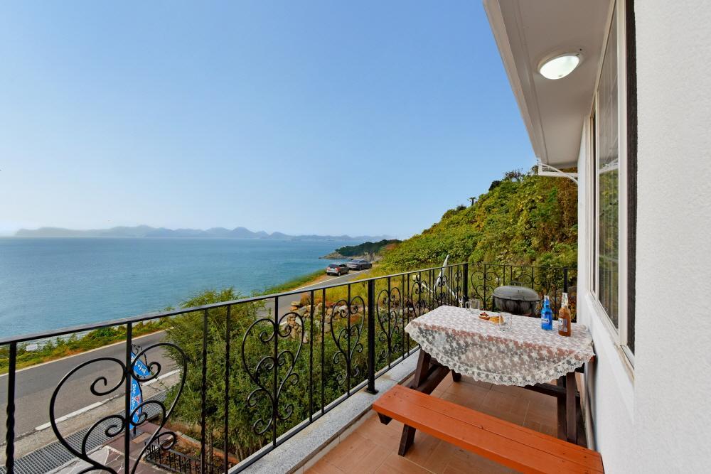 Namhae Bluemare Pension Zewnętrze zdjęcie