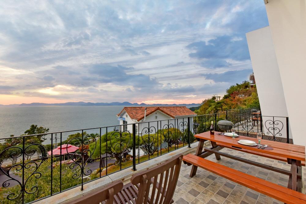 Namhae Bluemare Pension Zewnętrze zdjęcie