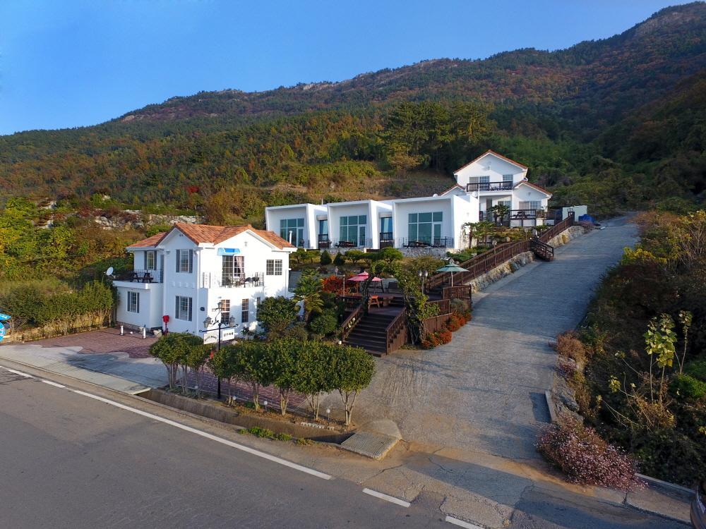 Namhae Bluemare Pension Zewnętrze zdjęcie
