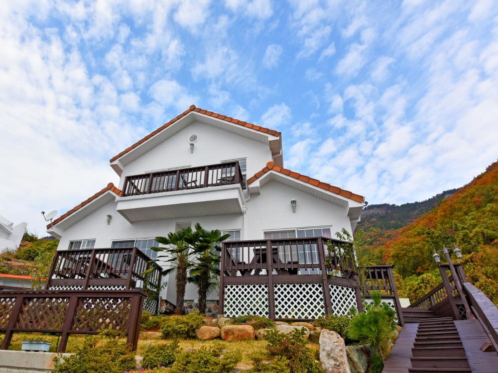 Namhae Bluemare Pension Zewnętrze zdjęcie